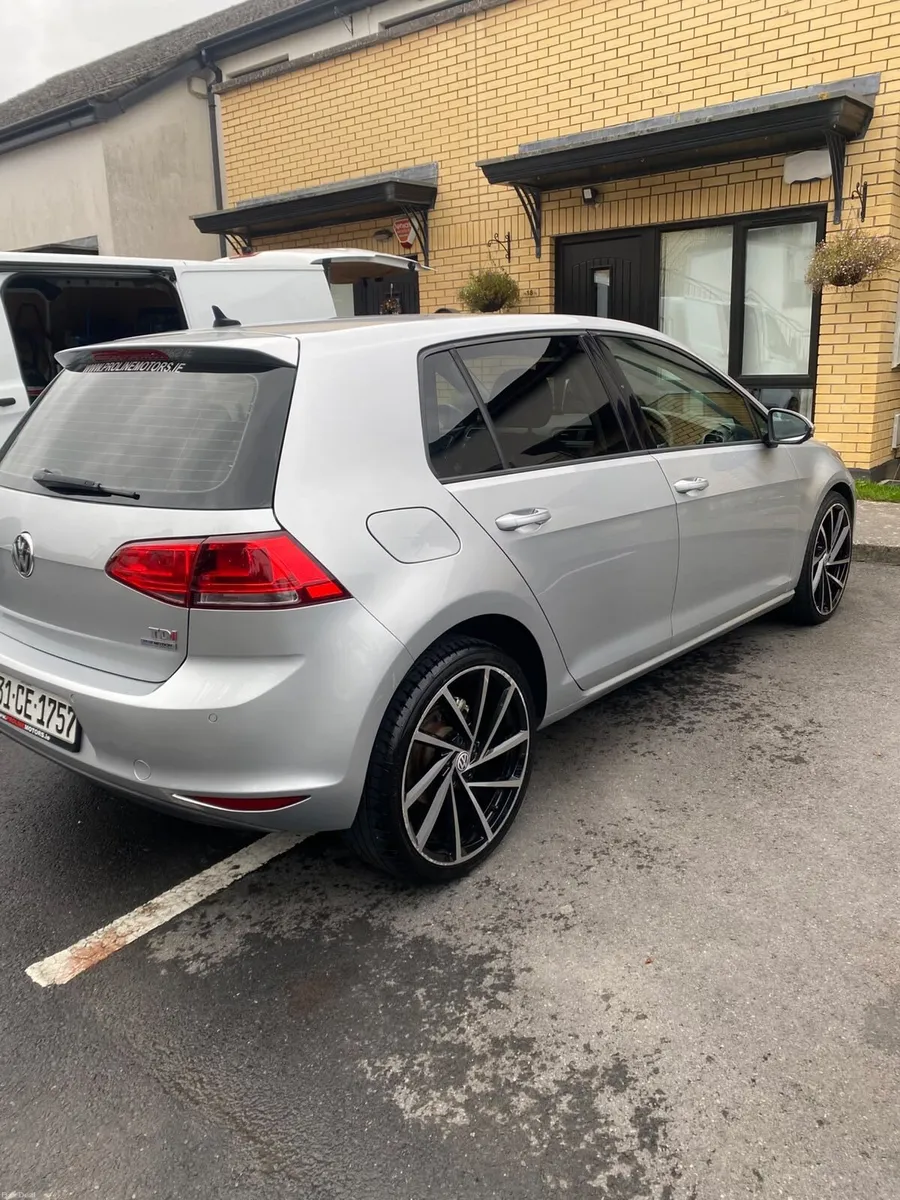 Volkswagen Golf - Image 2
