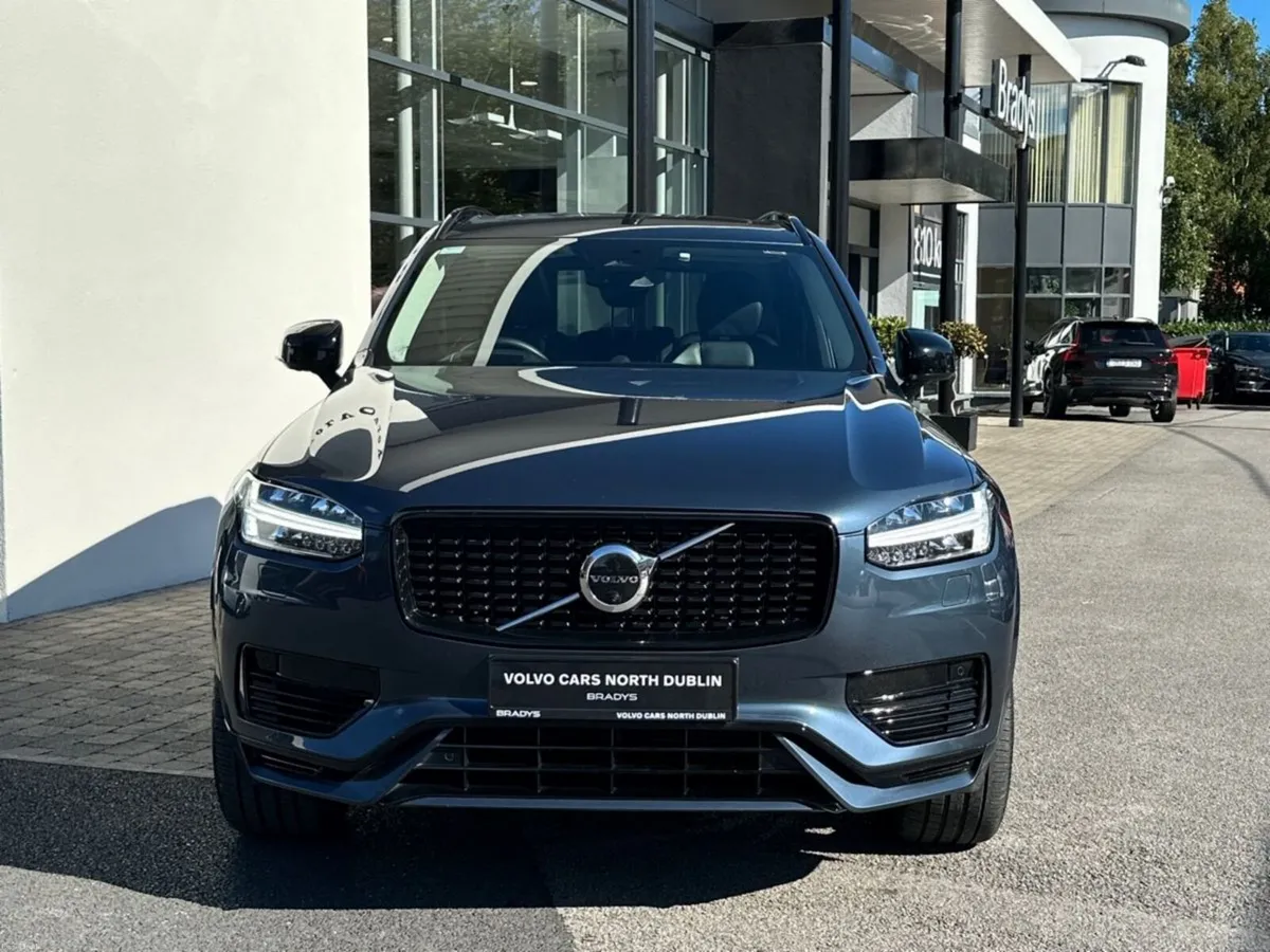 Volvo XC90 XC90 T8 Ultimate Dark -Pan Roof- - Image 2