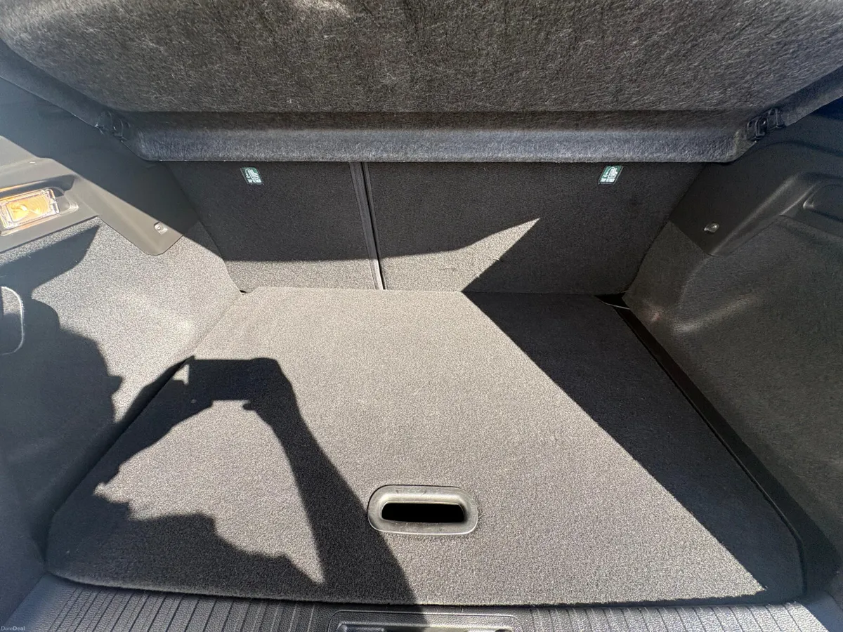 Renault Captur 2023 - Image 6