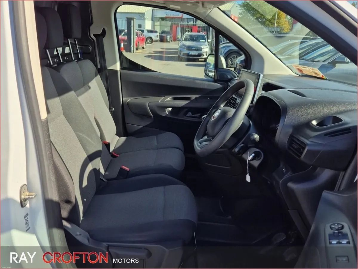 Fiat Doblo DOBLO LWB 1.5 100BHP  1000KG 4DR - Image 4