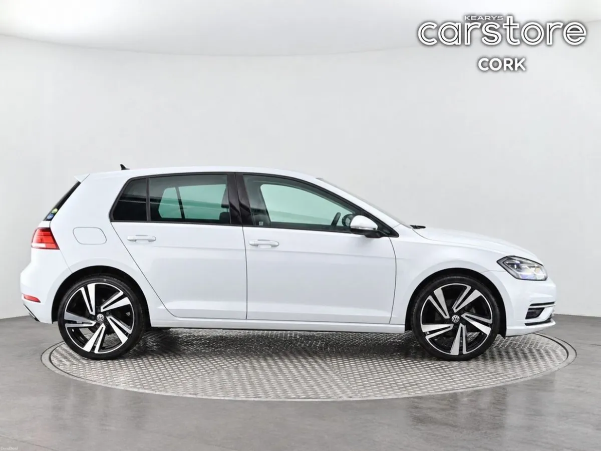 Volkswagen Golf COMFORT LINE TECH EDITION - Image 2