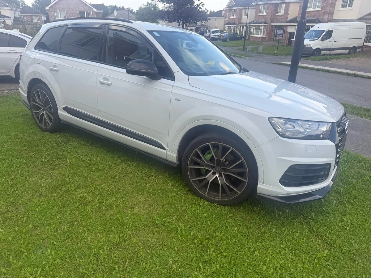 Audi q7 7 Seater S-Line Quattro V6 - Image 3