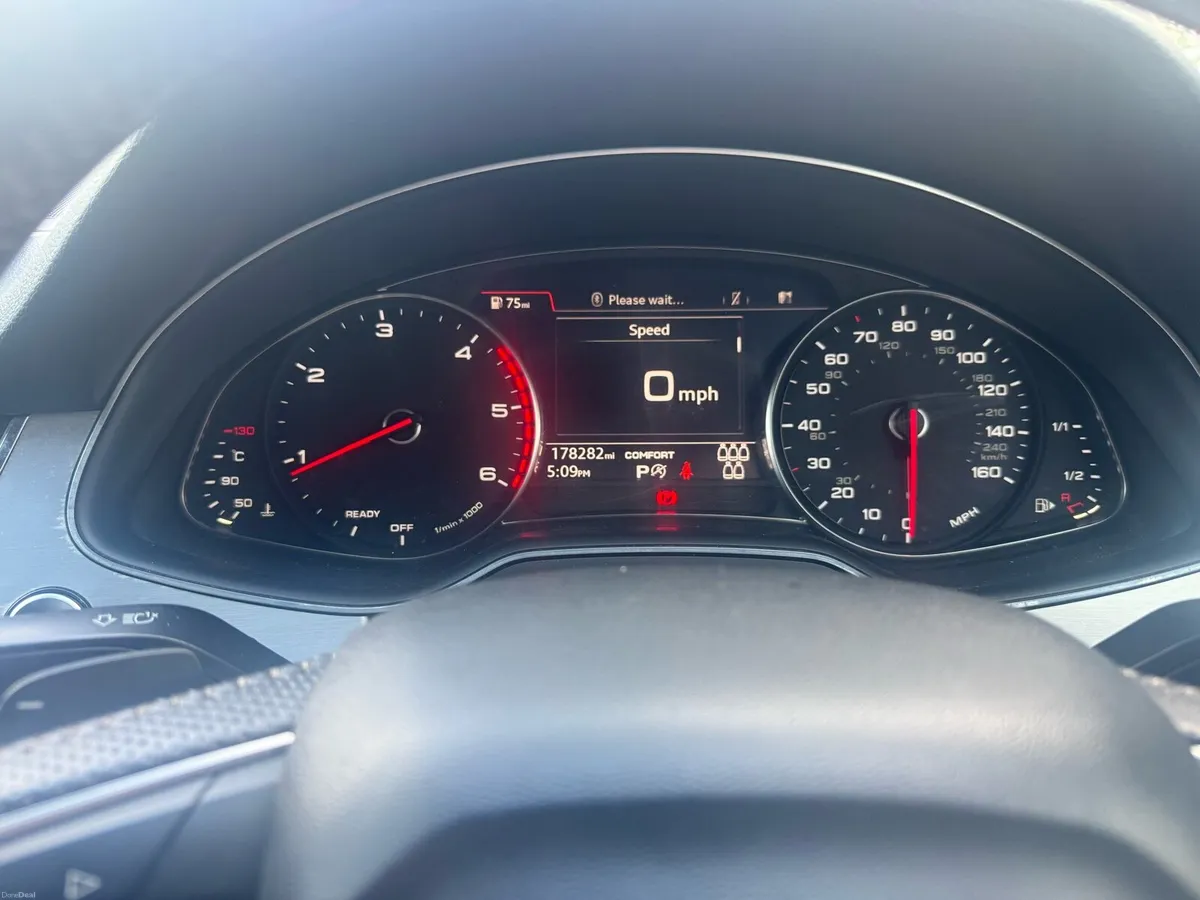 Audi q7 7 Seater S-Line Quattro V6 - Image 6