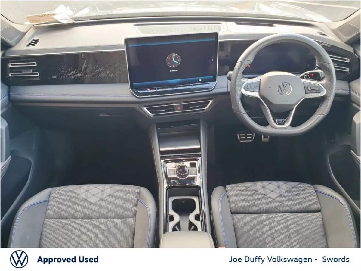 Volkswagen Tiguan Tiguan R-Line Tsi Phev S-A  R-Li - Image 2