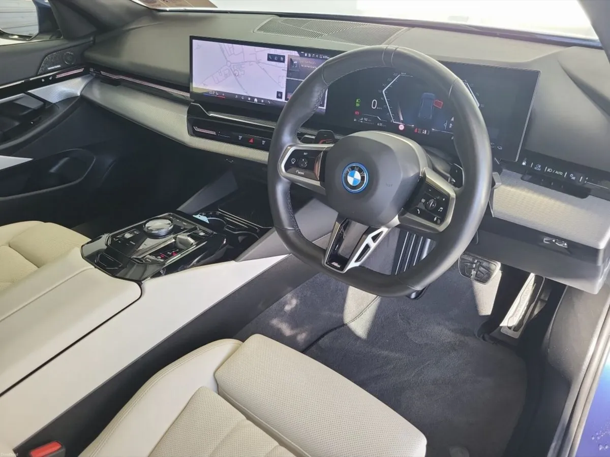BMW 5-Series 530e M Sport Saloon - Image 6