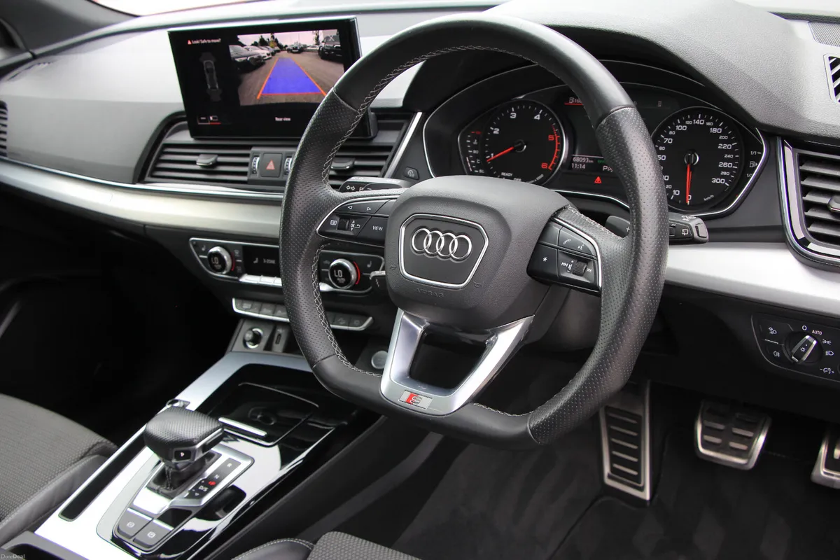 Q5 S Line quattro * Sunroof * 204Bhp TDi - Image 5