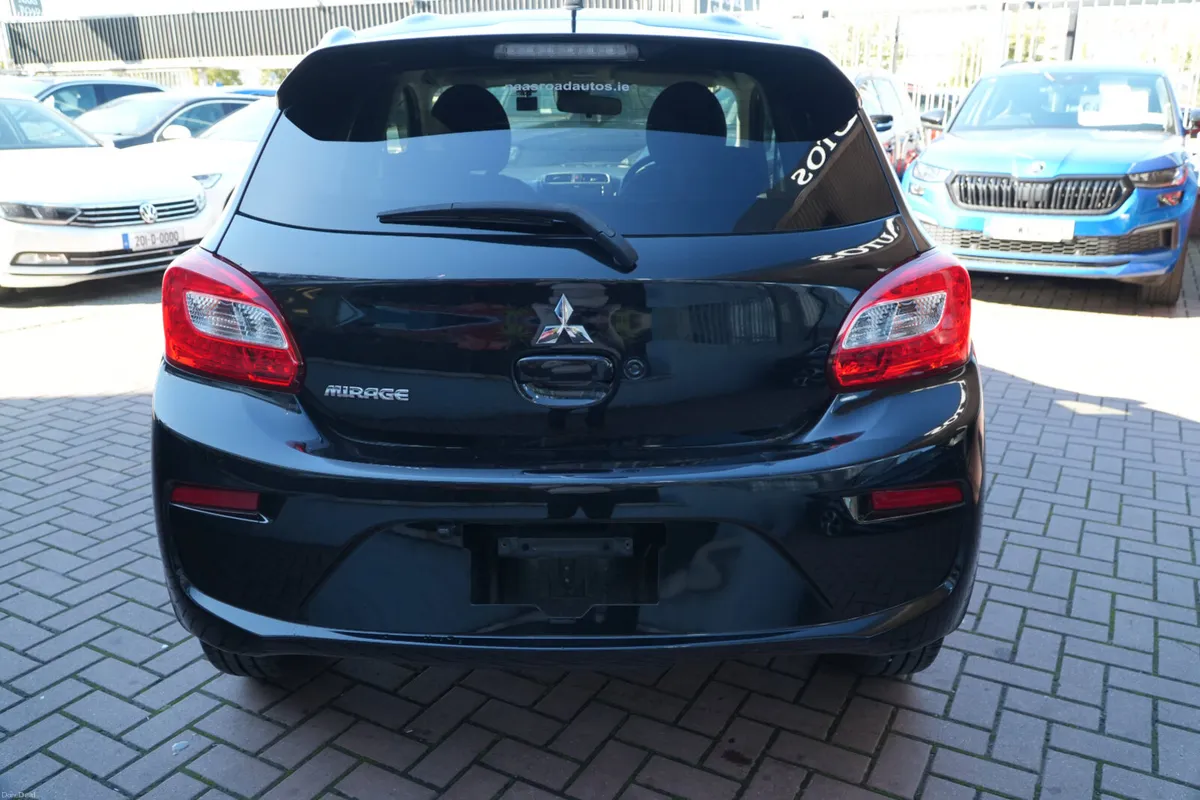 1.2 SPORT 5DR HATCHBACK AUTOMATIC//  ONLY 89000 KM - Image 5