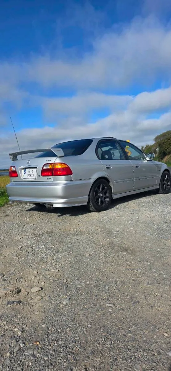 Honda civic sir - Image 1