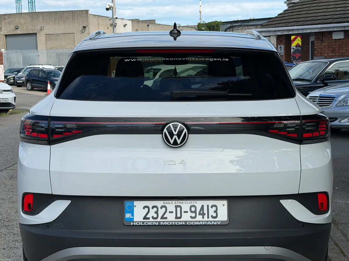 2023 Volkswagen ID.4..PURE...52 KWH BATTERY - Image 6