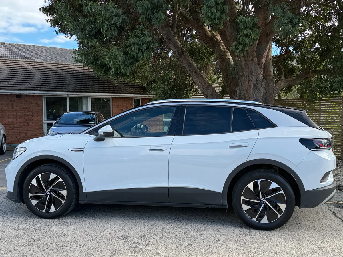 2023 Volkswagen ID.4..PURE...52 KWH BATTERY - Image 4