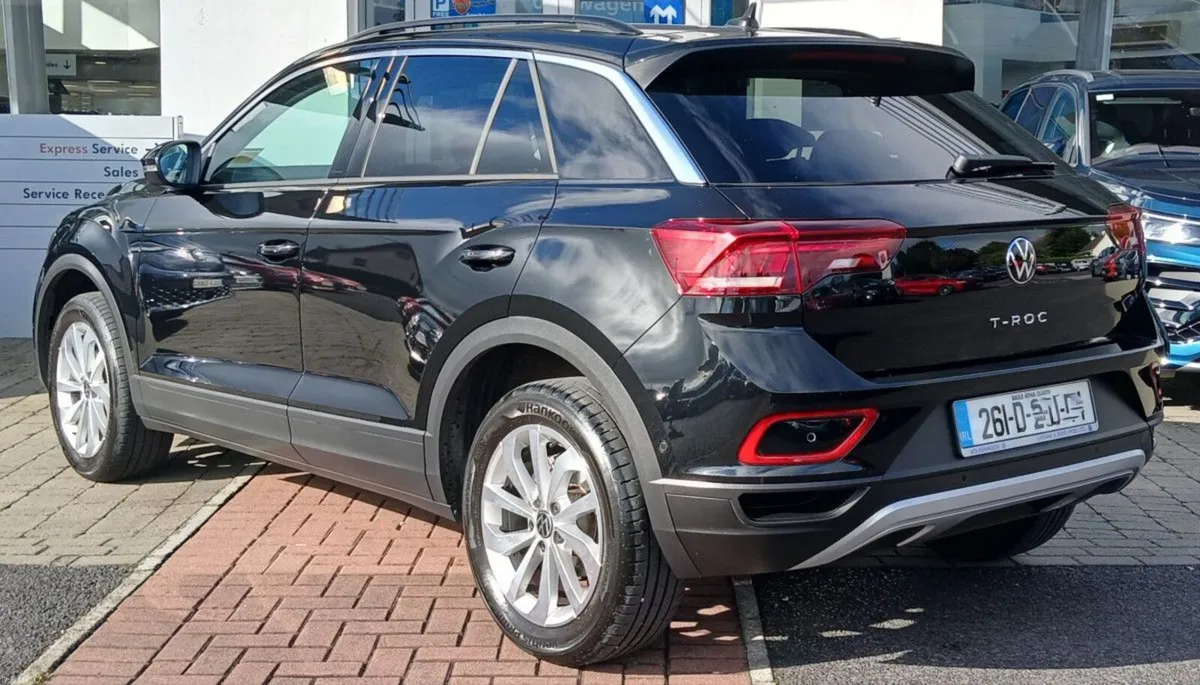 Volkswagen T-Roc EDITION 75 2.0TDI 116HP **REAR VI - Image 4