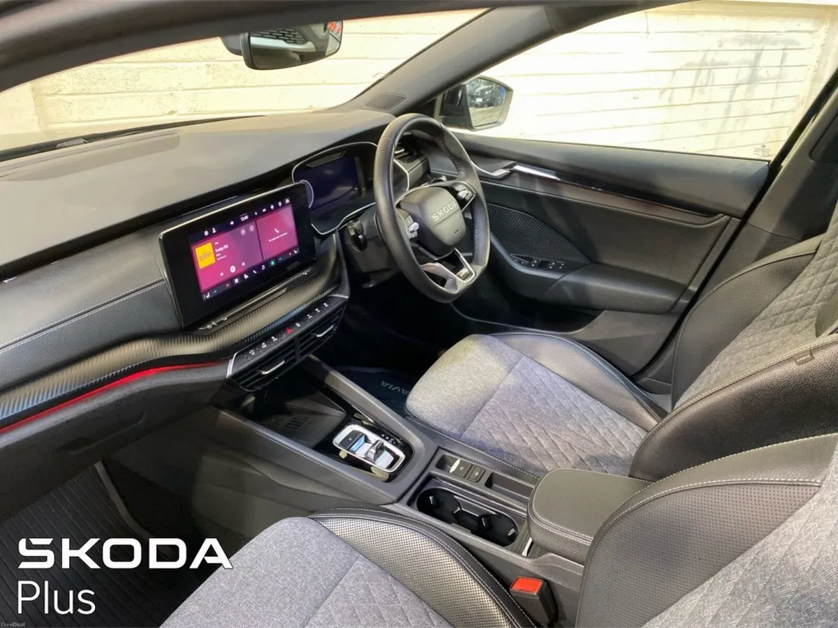 Skoda Octavia Sportline 2.0TDI 150HP DSG - Image 4