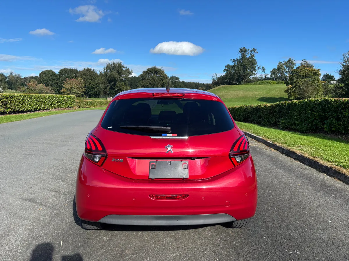PEUGEOT 208 1.2 ALLURE AUTO 2018 - Image 6