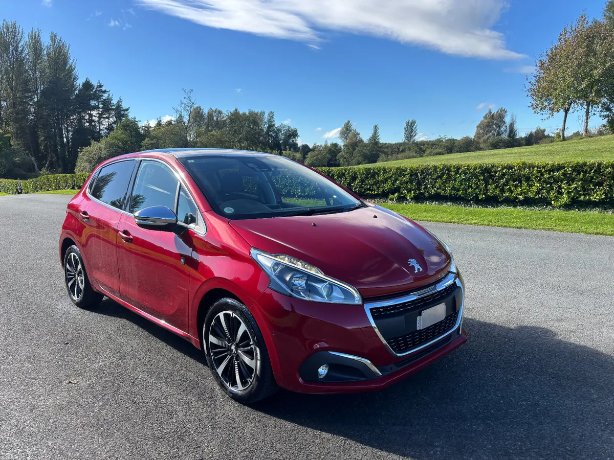 PEUGEOT 208 1.2 ALLURE AUTO 2018 - Image 1