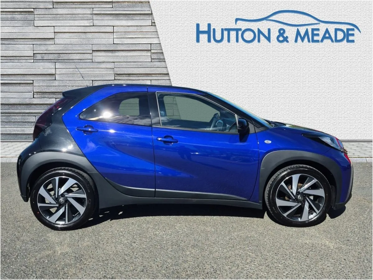 Toyota Aygo X Edge 1.0 Petrol 5dr - Image 6