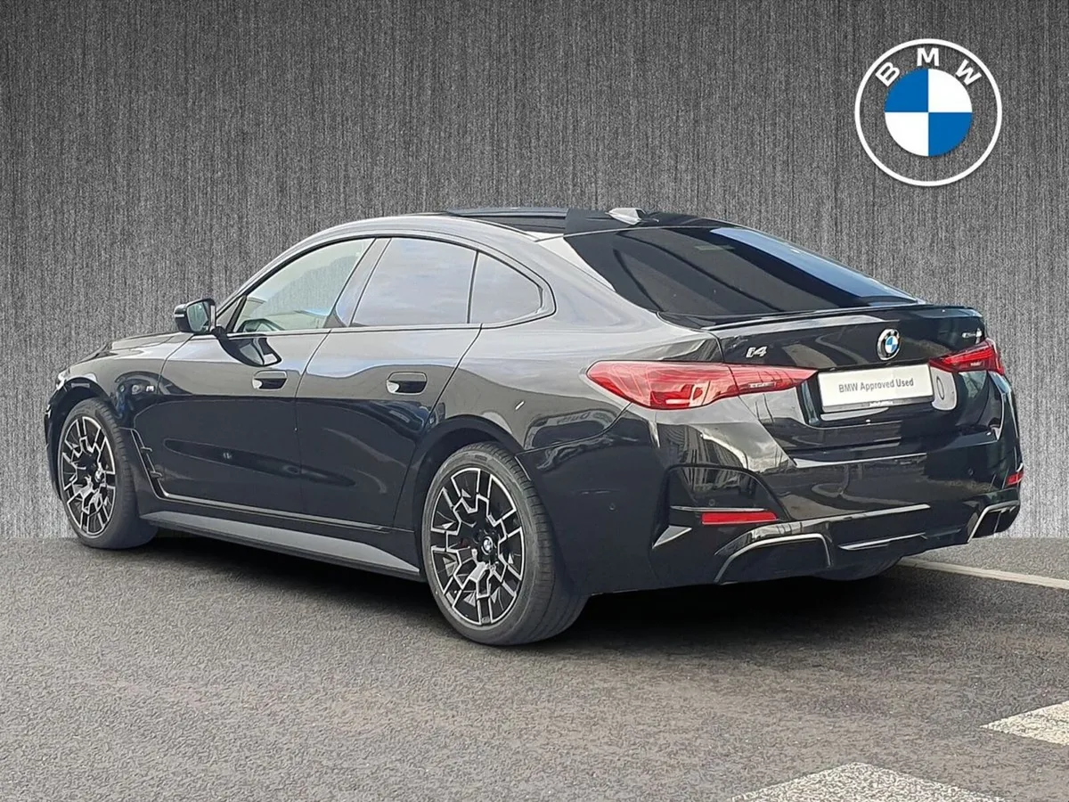 BMW i4 eDrive35 M Sport - Image 2