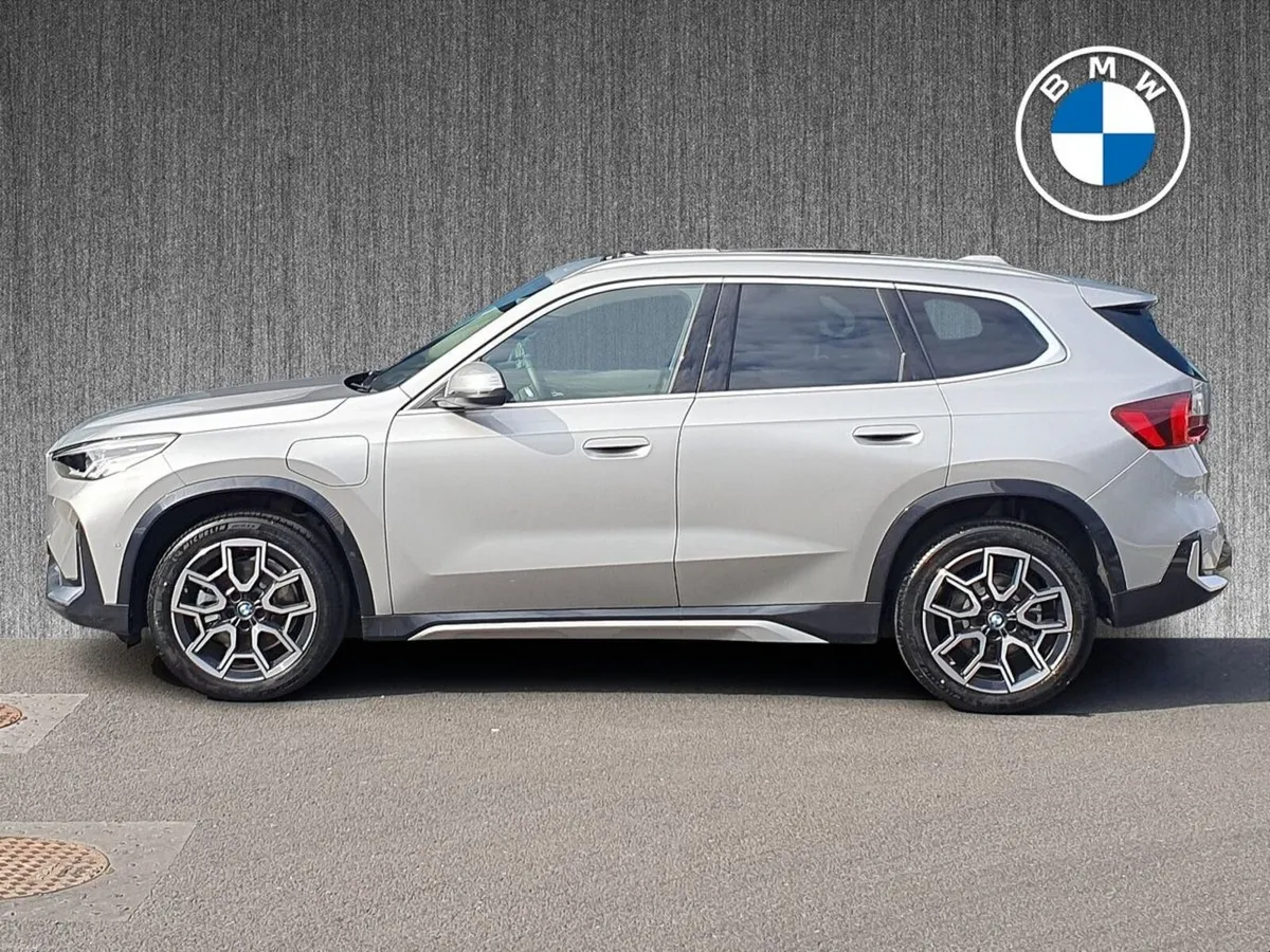 BMW X1 xDrive25e xLine - Image 3