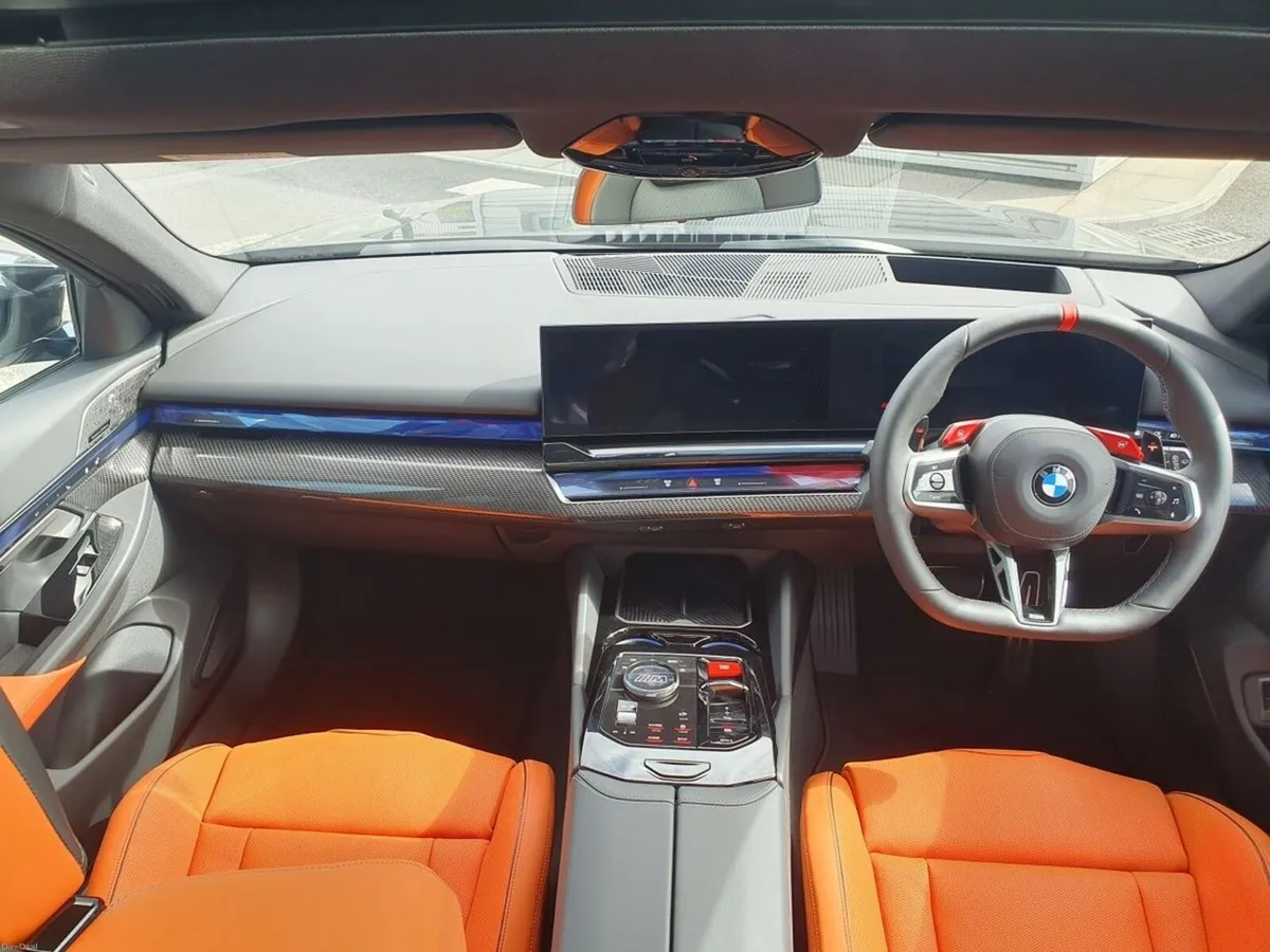 BMW M5 Touring - Image 4