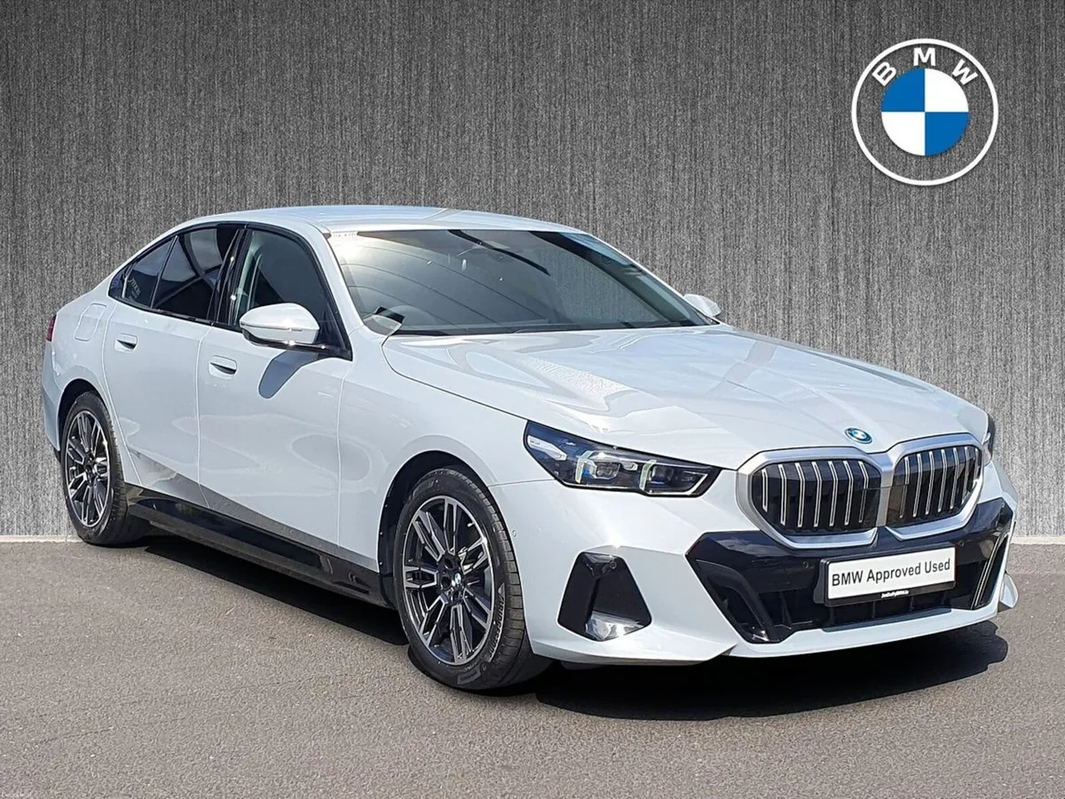 BMW 5-Series 530e M Sport Saloon - Image 1