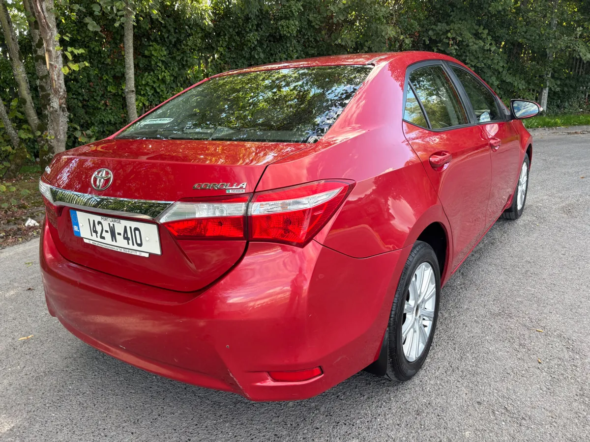 Toyota Corolla 2014 Petrol - Image 2