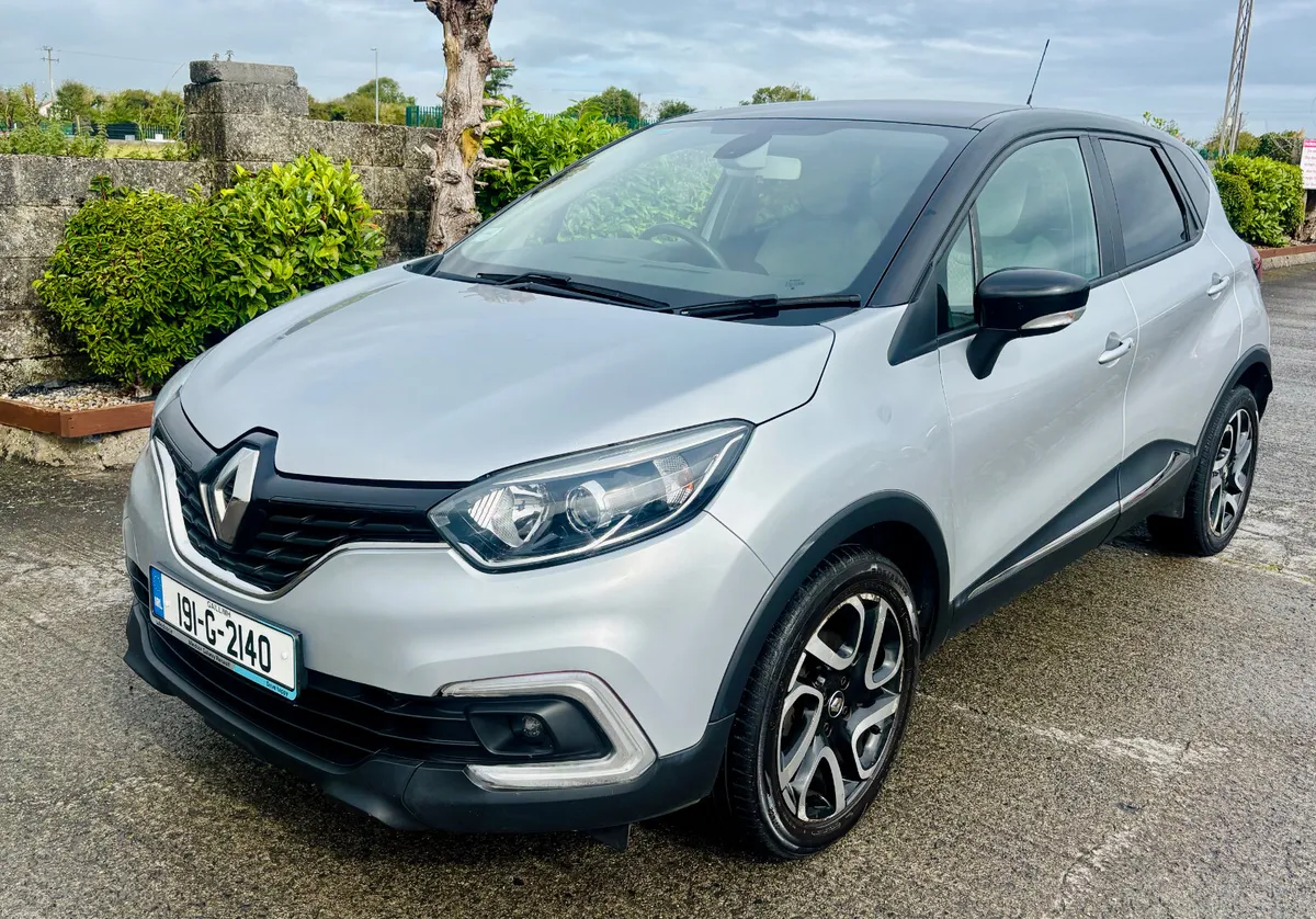 2019 Renault Captur ICONIC 1.5 Diesel - Image 3