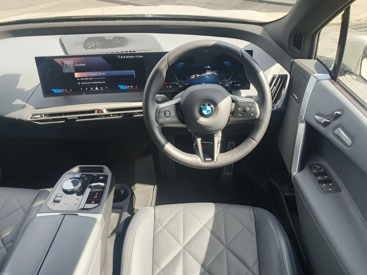 BMW iX xDrive45 M Sport - Image 5