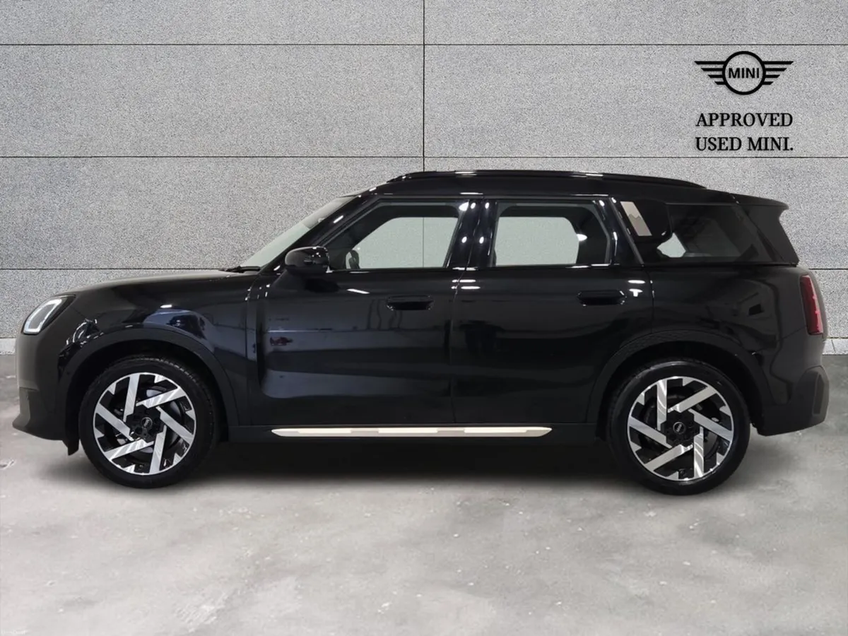 Mini Countryman C - Image 3