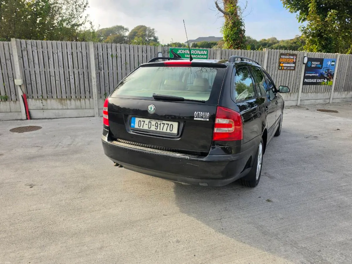Skoda Octavia Automatic 1.9 Diesel - Image 5