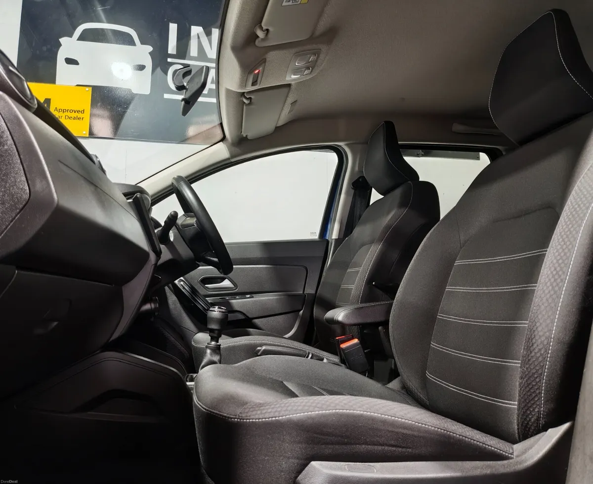 Dacia Duster 2023 1.5 DCI EXPRESSION SPEC EXTRAS - Image 2