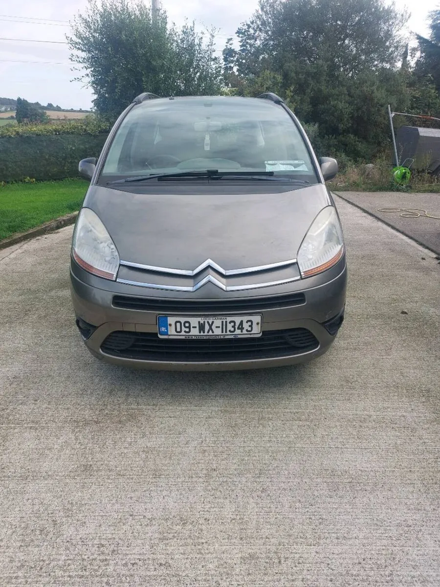 7 seater - Image 2