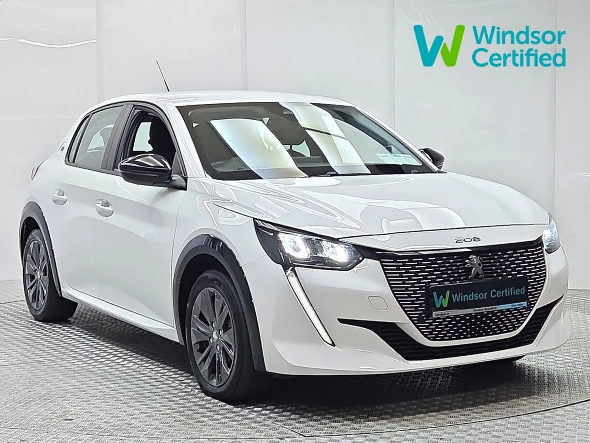 Peugeot 208 Electric 136bhp (50 kWh) Active - Image 1