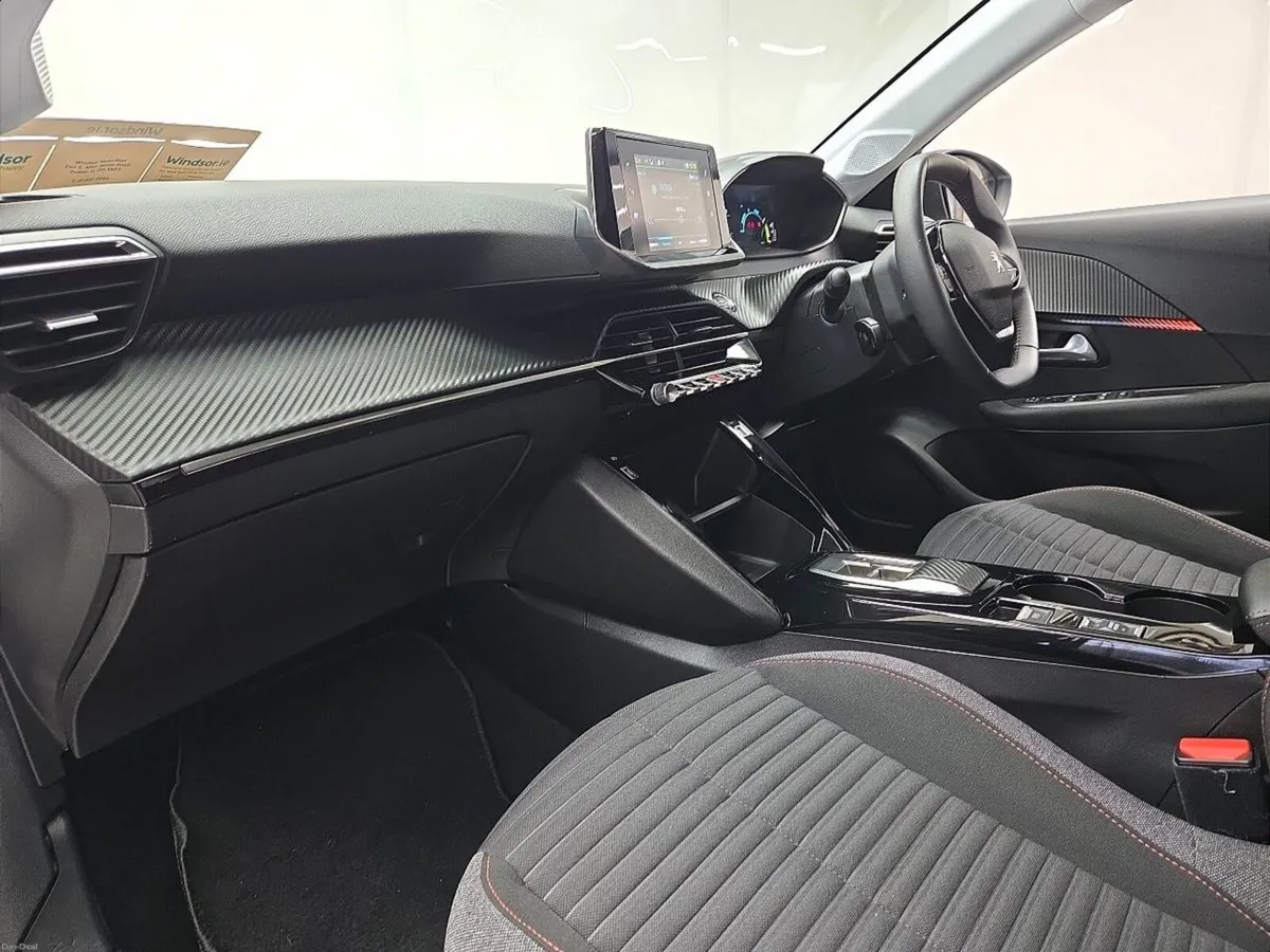 Peugeot 208 Electric 136bhp (50 kWh) Active - Image 4