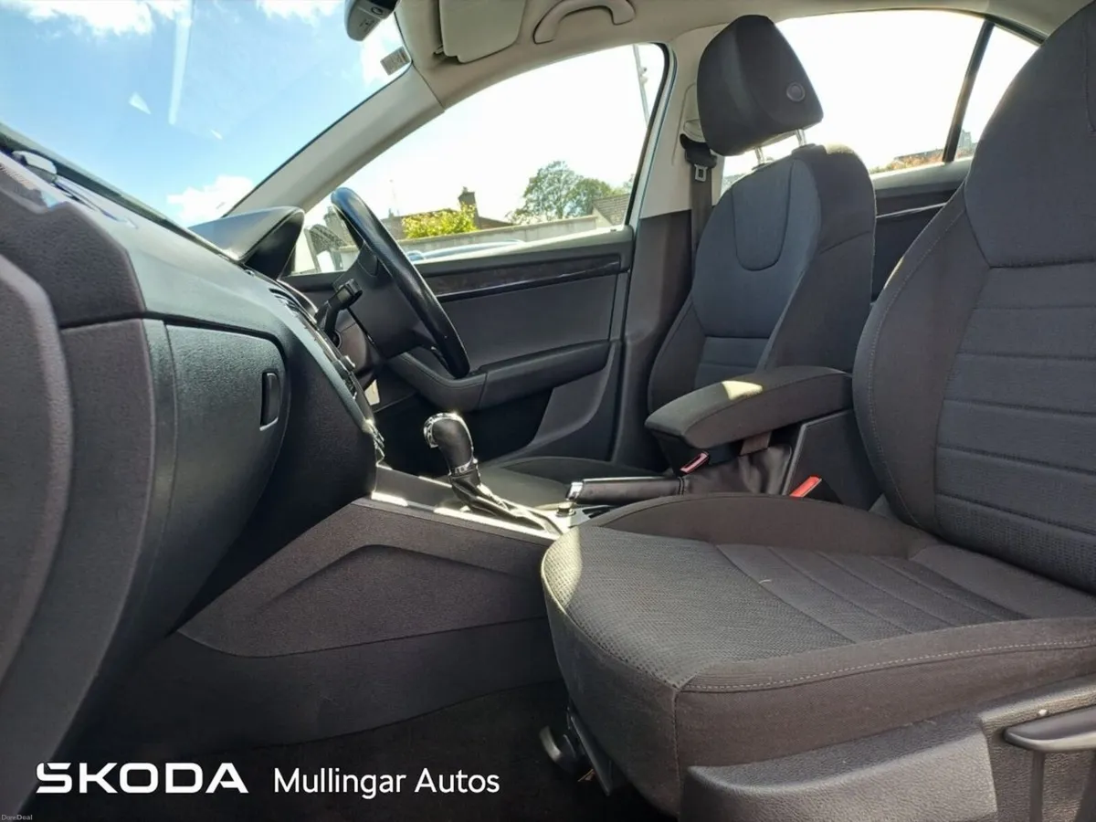 Skoda Octavia STYLE 1.6TDI 110HP DSG - Image 4