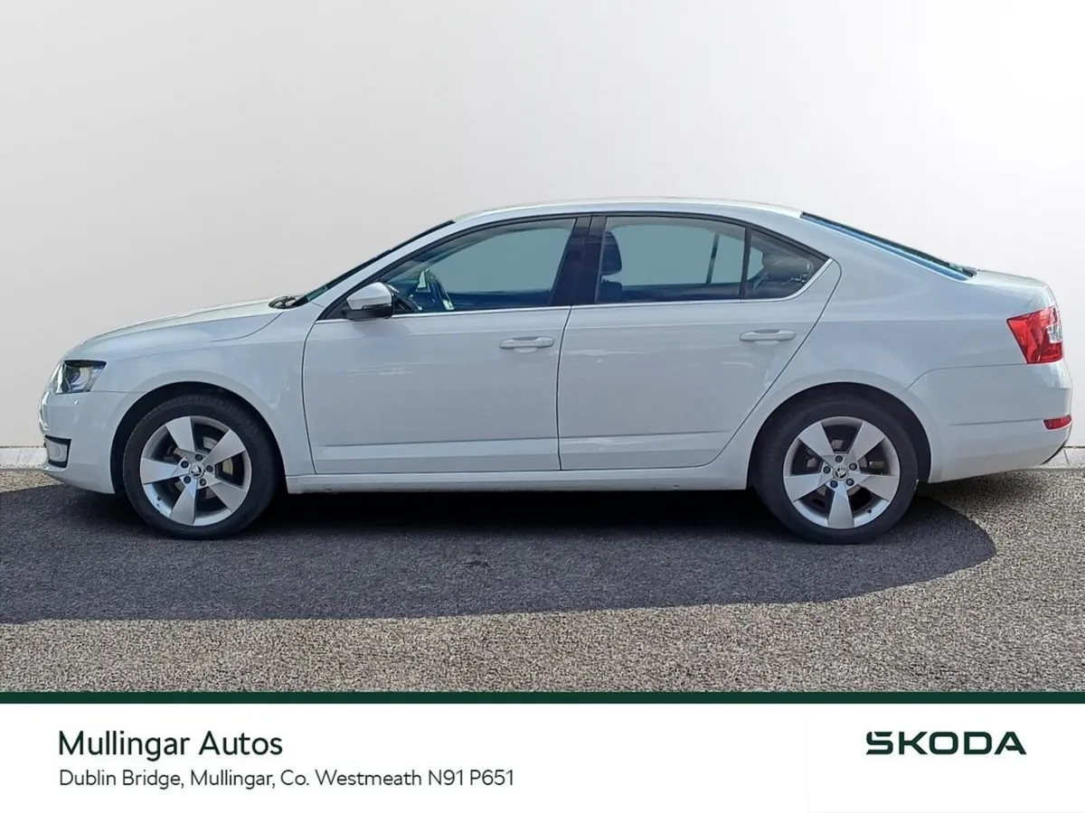 Skoda Octavia STYLE 1.6TDI 110HP DSG - Image 6