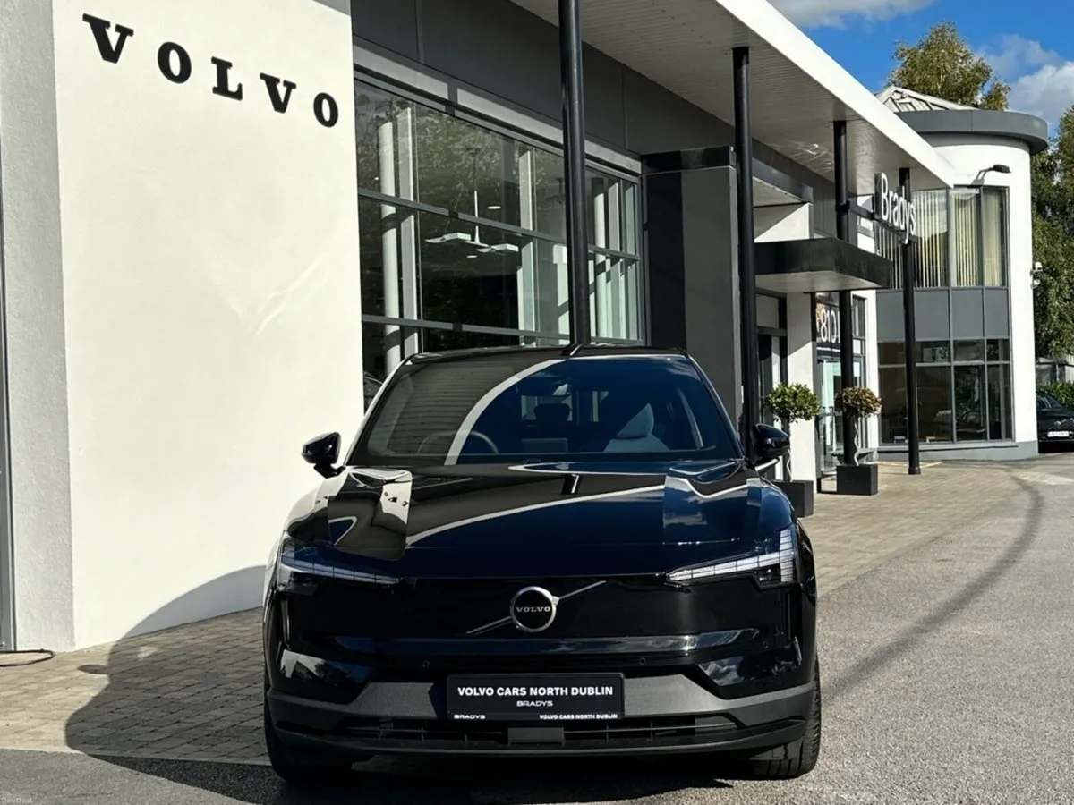 Volvo EX30 New Model 2027 Plus P5 - Image 2