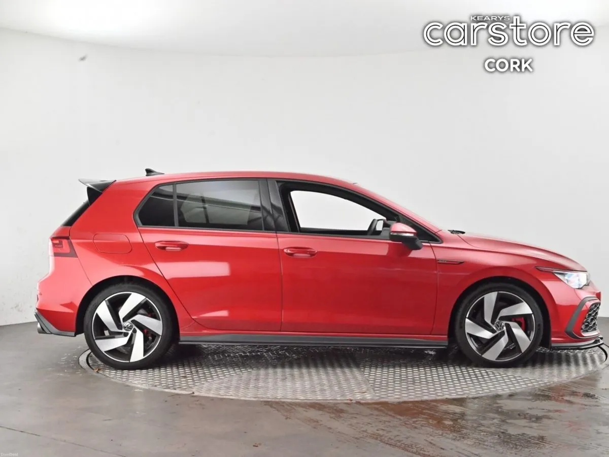 Volkswagen Golf 2.0 TSI 245HP GTI MANUAL - Image 2
