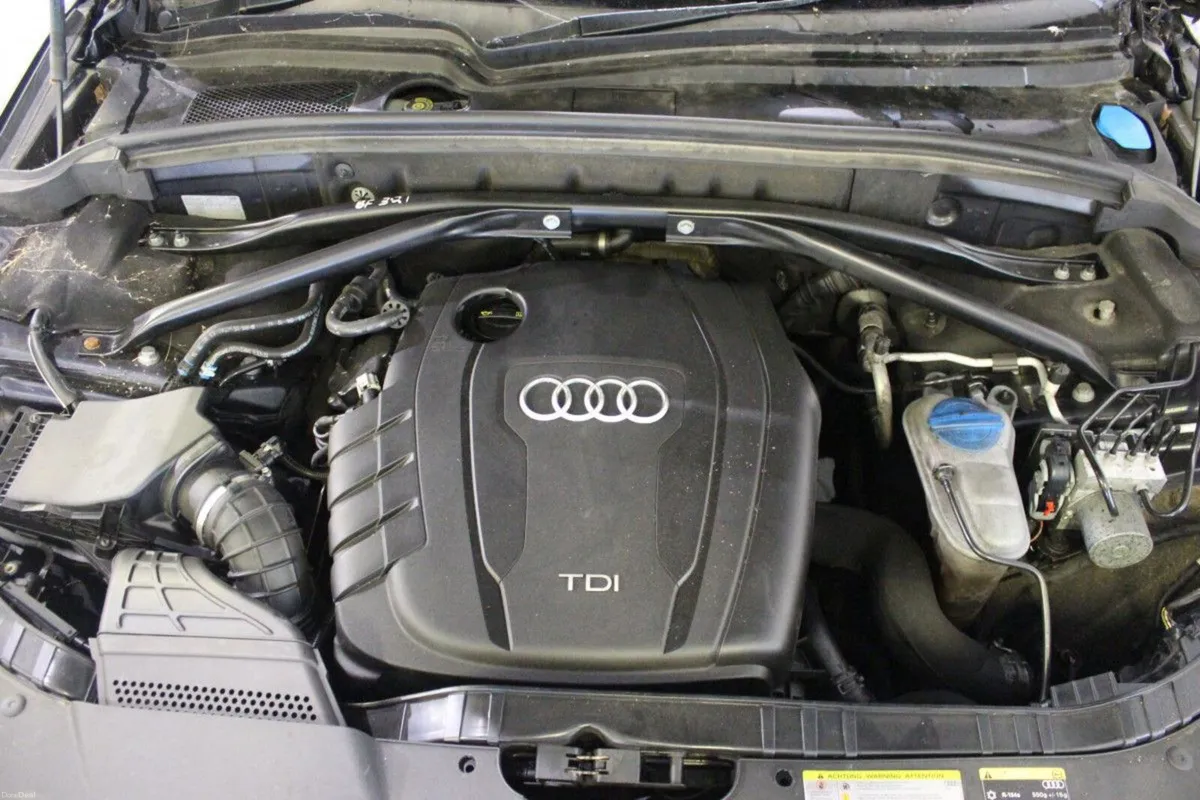 Audi Q5 2.0TDI 150HP quattro SE - TENDER 6 - Image 5