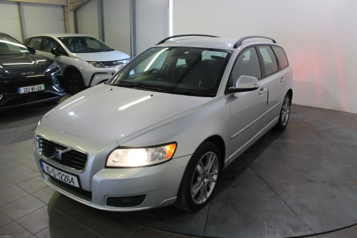 Volvo V50 1.6D DRIVe SE Sportwagon - TENDER 5 - Image 4