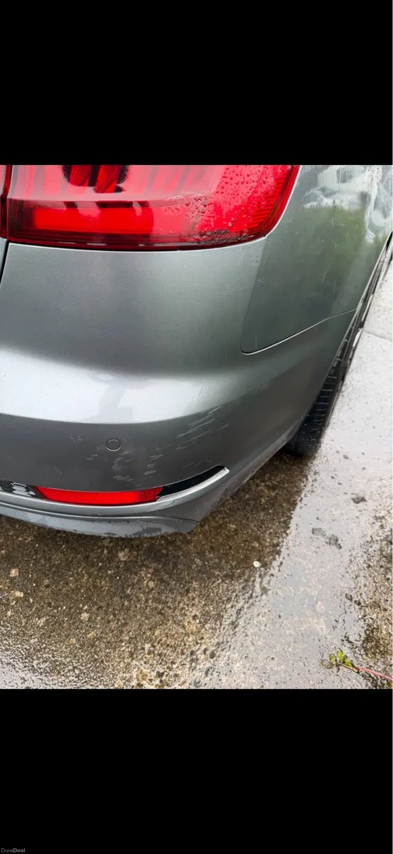 Car - Image 5