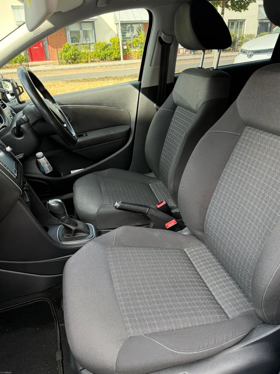 Volkswagen Polo 2016 Automatic TSI Blue Motion - Image 6