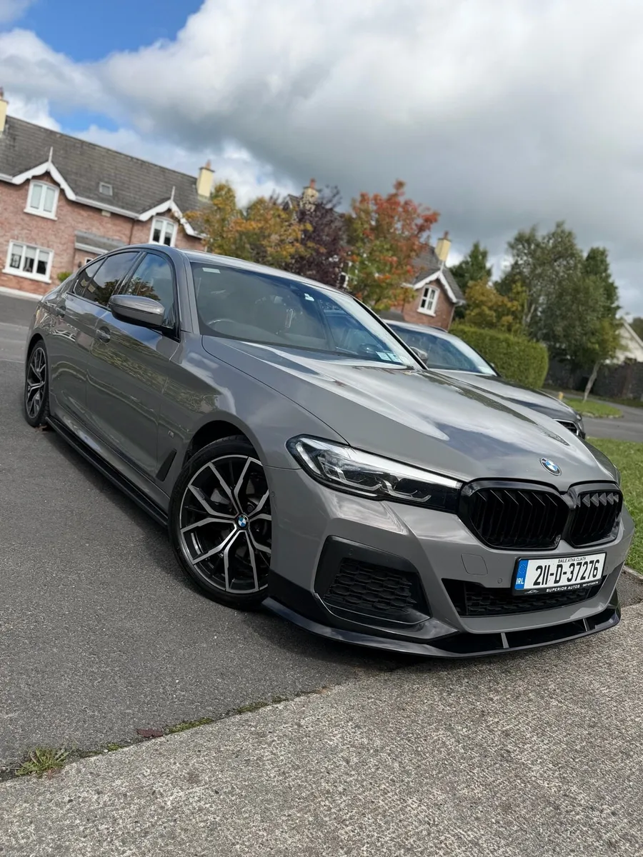 2021(211) BMW 520d M-Sport LCI Model Bernina Grey - Image 1