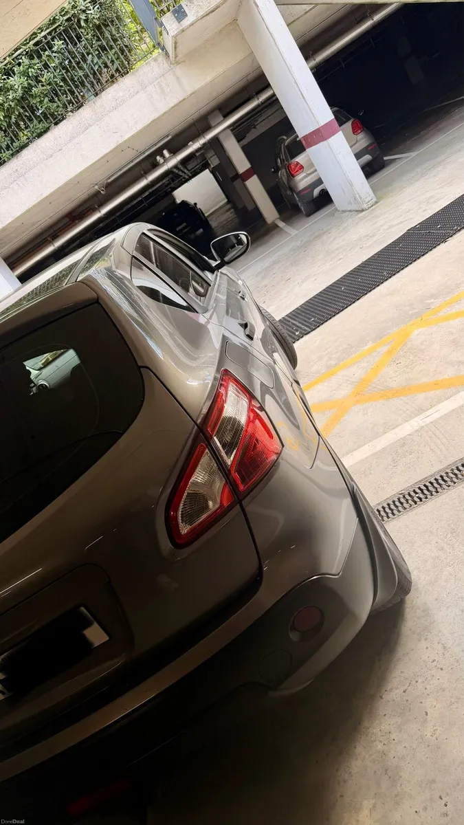 Nissan Qashqai - Image 4