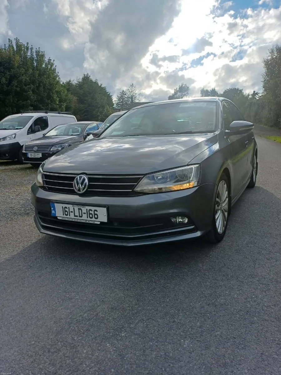 2016 VW Jetta - Image 2