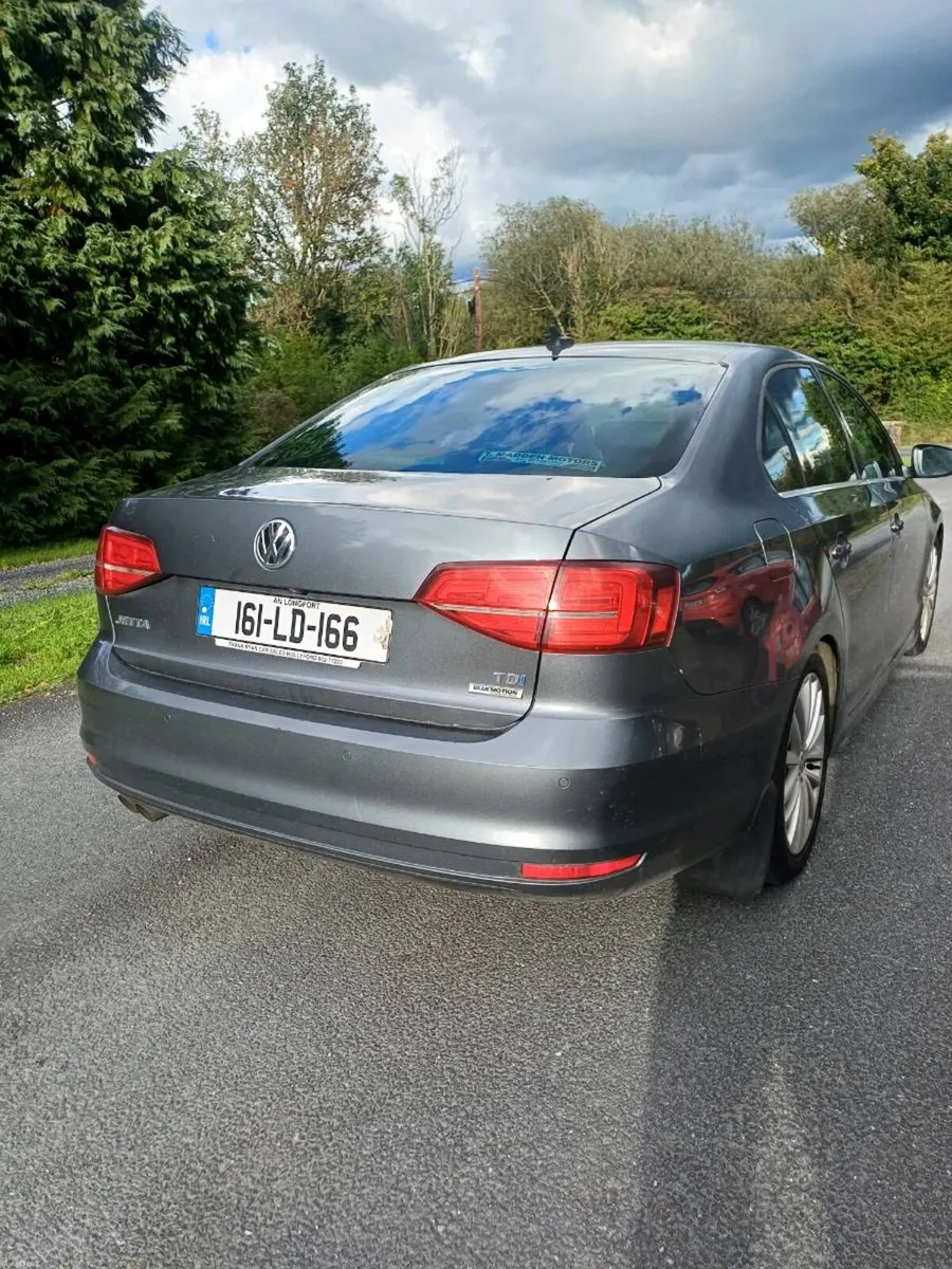 2016 VW Jetta - Image 4