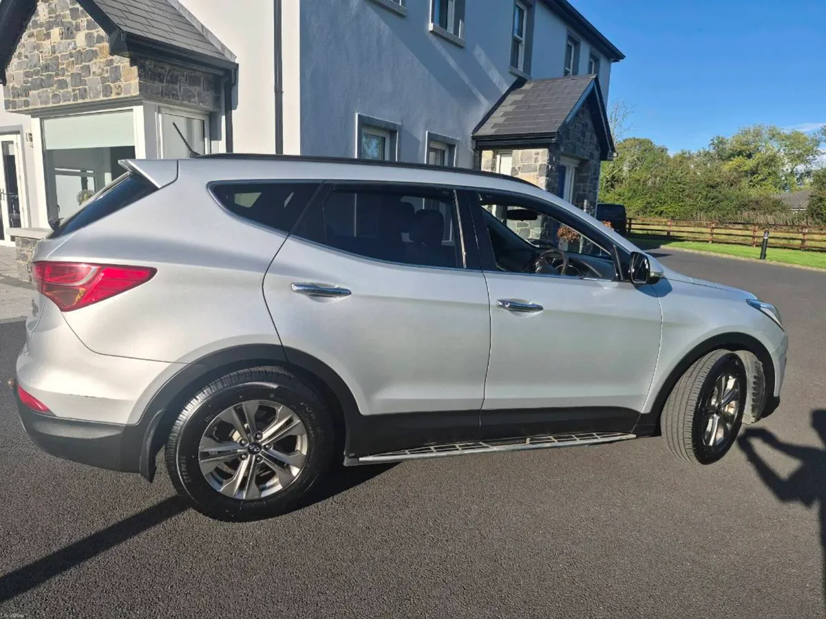 151 Hyundai Santa Fe - Image 4
