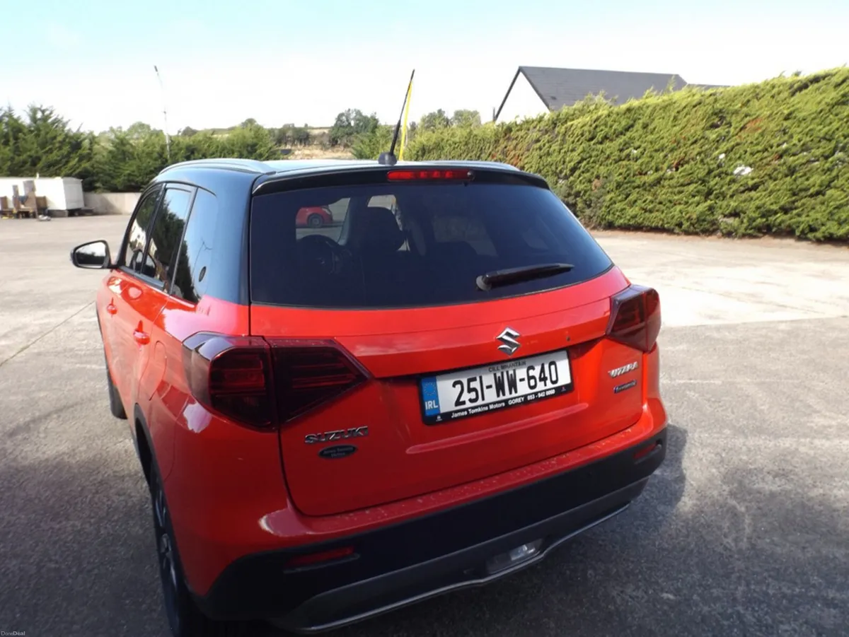Suzuki Vitara 1.5 S1-HEV SZ5 AGS 5DR - Image 4