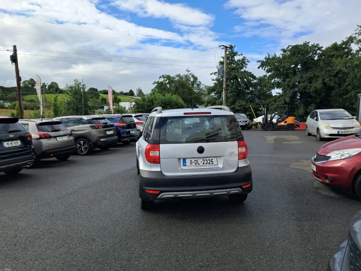 Skoda Yeti ACTIVE 1.6 TDI GREENLINE 5 5DR - Image 3