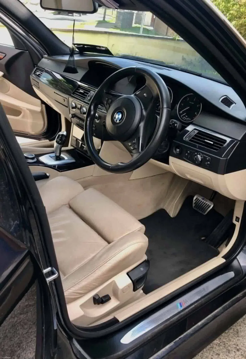 BMW 5-Series 2008 - Image 2