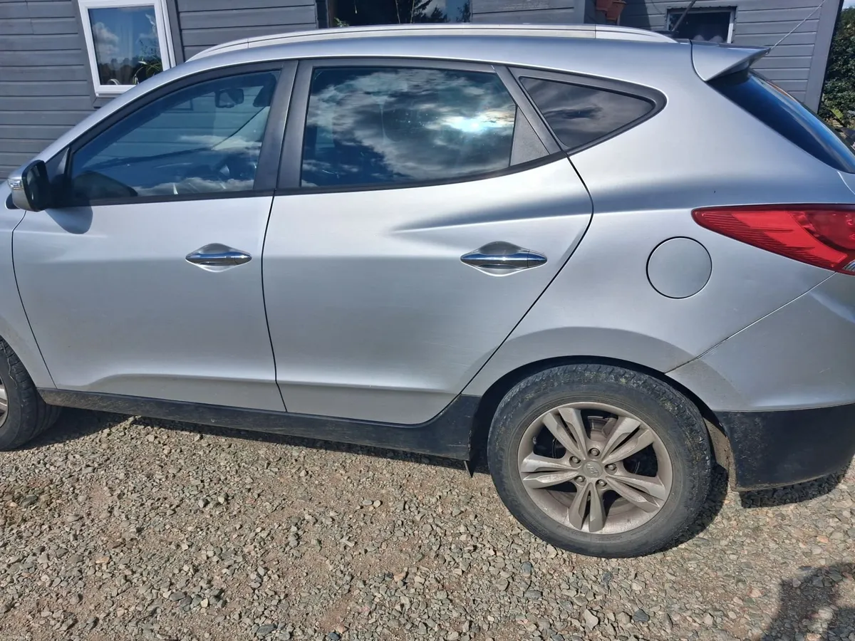 Hyundai ix35 2012 - Image 2