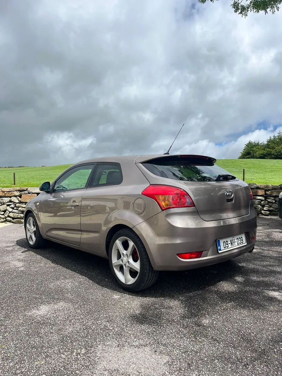 09 Kia Ceed - Image 3